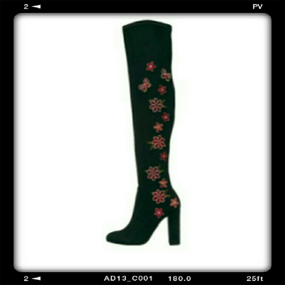 💢NIB💢 | Chinese Laundry Suedette Boots - Picture 6 of 7